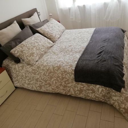 Residenza Il Viale Пиаченца Екстериор снимка