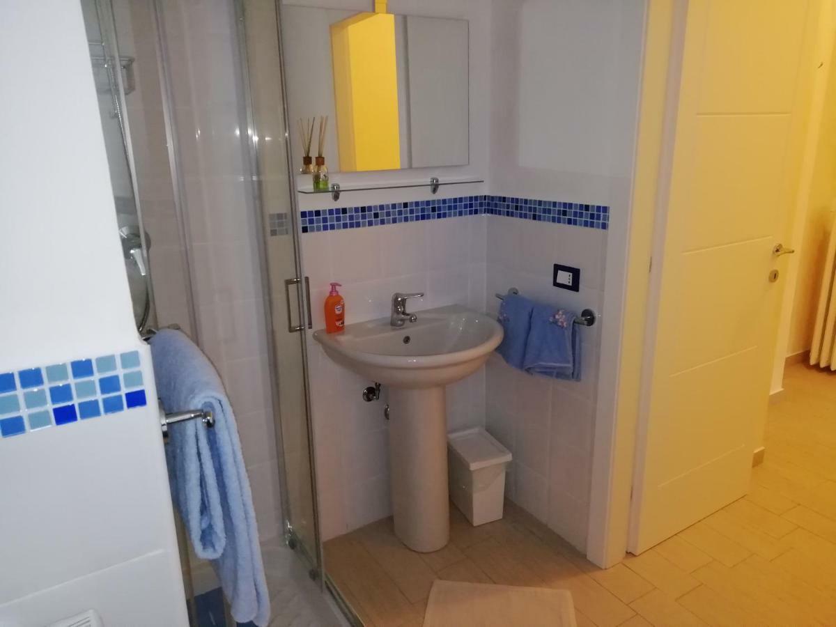 Residenza Il Viale Пиаченца Екстериор снимка
